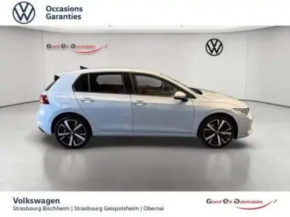 Photo 7 Volkswagen Golf  1.5 eHybrid 204ch VW Edition DSG6