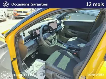 Photo 12 Volkswagen T-roc  1.5 eTSI 150ch R-Line DSG7