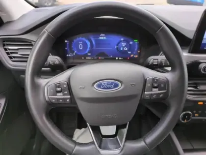 Photo 11 Ford Kuga  2.5 Duratec 190ch FHEV E85 Titanium BVA