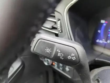 Photo 12 Ford Kuga  2.5 Duratec 190ch FHEV E85 Titanium BVA