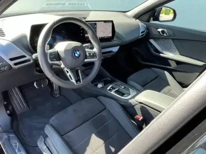Photo 19 BMW Serie 1 Série 1 120A 170ch M Sport DKG7
