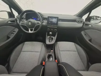 Photo 24 Renault Clio  E-Tech full hybrid 145
