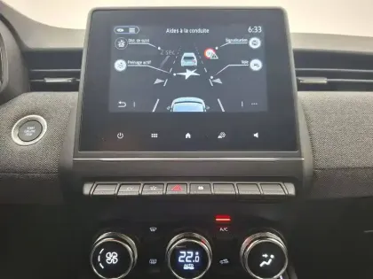 Photo 37 Renault Clio  E-Tech full hybrid 145
