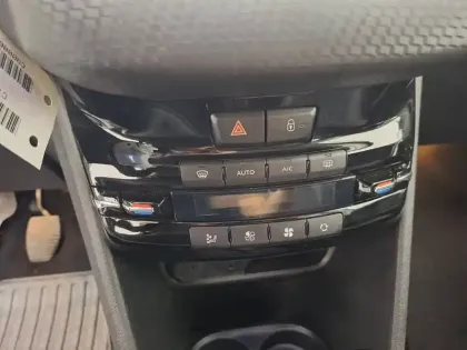 Photo 42 Peugeot 2008  1.2 PureTech 110ch S&S BVM5