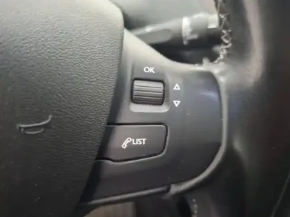 Photo 40 Peugeot 2008  1.2 PureTech 110ch S&S BVM5