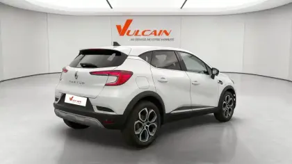 Photo 11 Renault Captur  mild hybrid 160 EDC