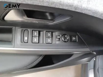 Photo 12 Peugeot 3008  Electrique 210 ch 73 kWh