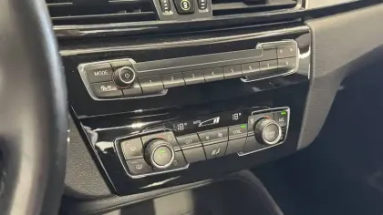 Photo 39 BMW X1  xDrive 25e 220 ch BVA6