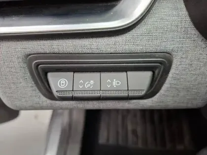 Photo 31 Renault Clio  E-Tech full hybrid 145 ch GSR2