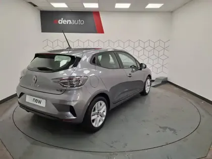Photo 11 Renault Clio  E-Tech full hybrid 145 ch GSR2