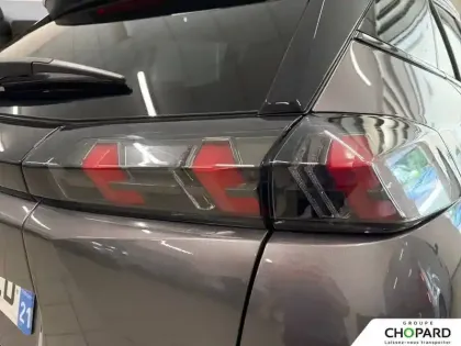 Photo 24 Peugeot 2008  PureTech 130 S&S EAT8