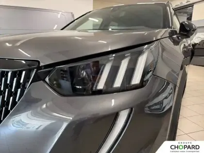 Photo 23 Peugeot 2008  PureTech 130 S&S EAT8