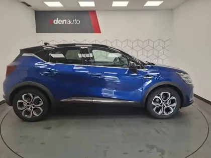Photo 10 Renault Captur  E-Tech full hybrid 145