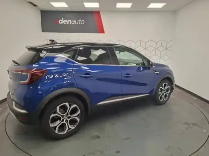 Photo 11 Renault Captur  E-Tech full hybrid 145