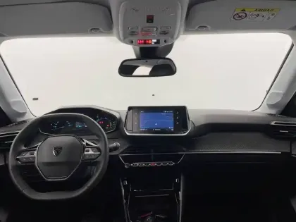 Photo 29 Peugeot 208  Electrique 50 kWh 136ch