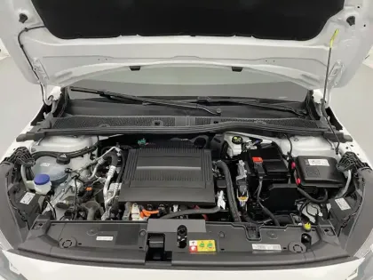 Photo 20 Peugeot 208  Electrique 50 kWh 136ch