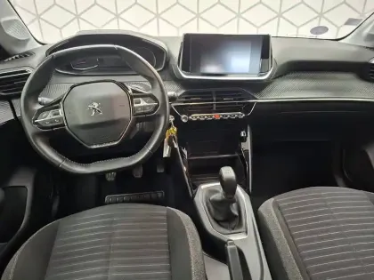 Photo 30 Peugeot 208  PureTech 75 S&S BVM5