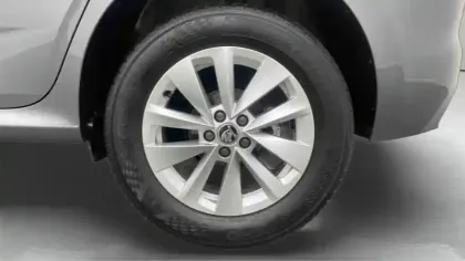 Photo 11 Skoda Kamiq  1.0 TSI Evo 110 ch DSG7