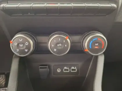 Photo 39 Renault Clio  Blue dCi 100 ch GSR2