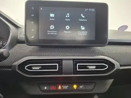 Photo 38 Dacia Sandero  SCe 65