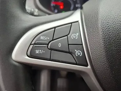 Photo 33 Dacia Sandero  SCe 65