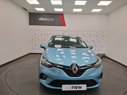 Photo 11 Renault Clio  E-Tech 140