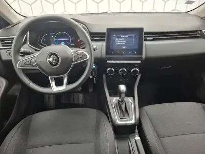 Photo 35 Renault Clio  E-Tech 140