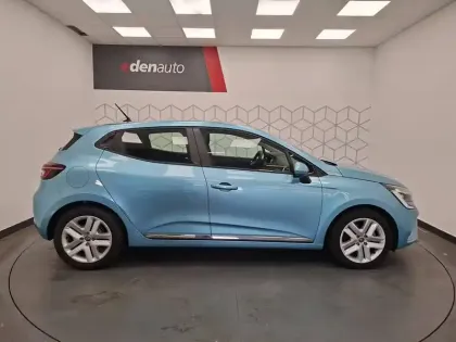 Photo 16 Renault Clio  E-Tech 140