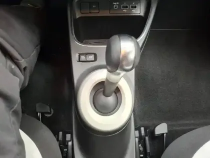 Photo 34 Renault Twingo  III E-Tech