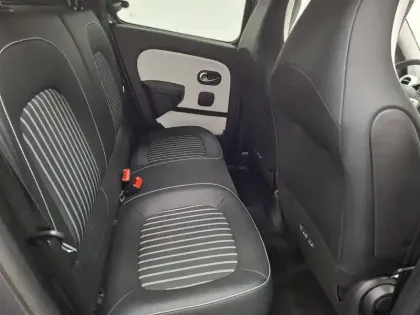 Photo 13 Renault Twingo  III E-Tech