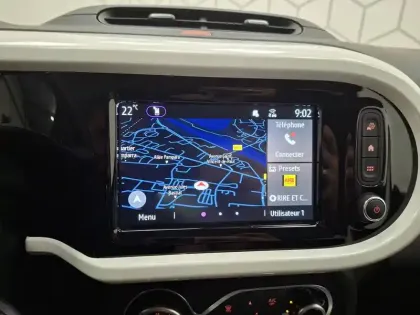 Photo 37 Renault Twingo  III E-Tech