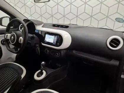 Photo 16 Renault Twingo  III E-Tech