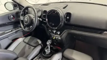 Photo 11 Mini Mini Countryman 125 - 95 ch ALL4 BVA6