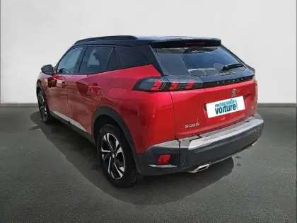 Photo 6 Peugeot 2008  PureTech 130 S&S EAT8