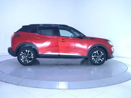 Photo 45 Peugeot 2008  PureTech 130 S&S EAT8