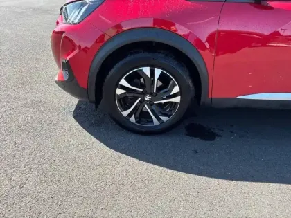 Photo 34 Peugeot 2008  PureTech 130 S&S EAT8