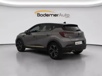 Photo 11 Renault Captur  E-Tech full hybrid 145