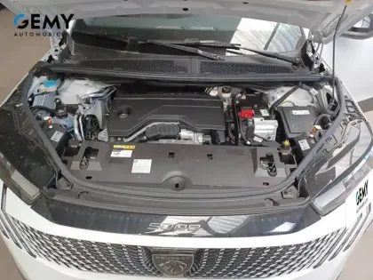 Photo 18 Peugeot 5008  Hybrid 145 ch e-DCS6