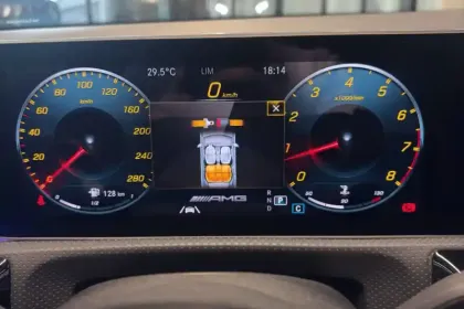 Photo 23 Mercedes Classe A  35 Mercedes-AMG 7G-DCT Speedshift AMG 4Matic
