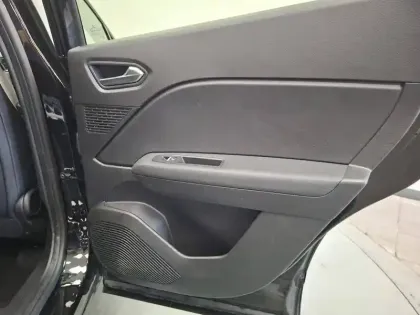 Photo 19 Renault Captur  E-Tech hybride 145