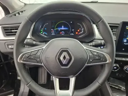 Photo 32 Renault Captur  E-Tech hybride 145