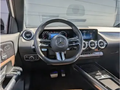 Photo 11 Mercedes GLA 180 