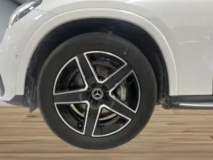Photo 8 Mercedes GLC  300 de 4MATIC AMG Line