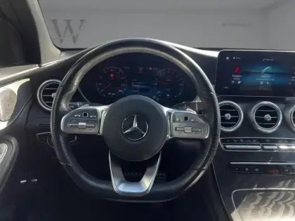 Photo 13 Mercedes GLC  300e 4MATIC Coupé Business