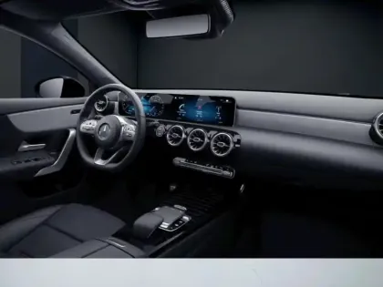 Photo 8 Mercedes Classe A 180 AMG Line