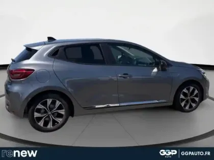 Photo 5 Renault Clio  1.6 E-Tech hybride 145ch Evolution