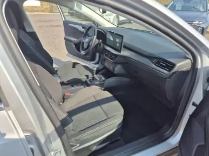 Photo 14 Ford Focus  SW 1.0 EcoBoost mHEV 125ch Titanium X Business