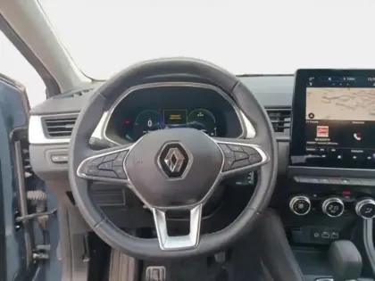 Photo 14 Renault Captur  1.6 E-Tech hybride 145ch Techno