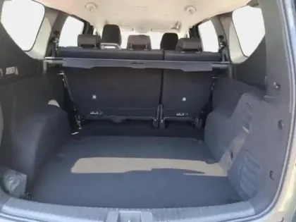 Photo 8 Dacia Jogger  1.6 hybrid 140ch Extreme 5 places