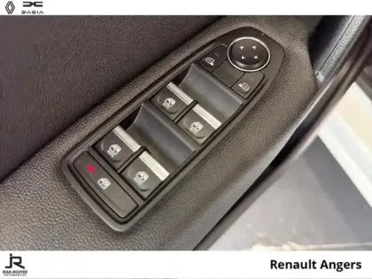 Photo 9 Renault Captur  1.6 E-Tech hybride 145ch Techno